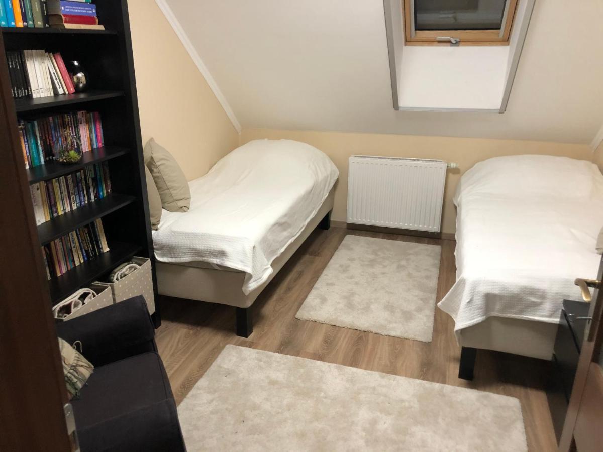 Galeria Apartmanhaz Кестхей Екстер'єр фото