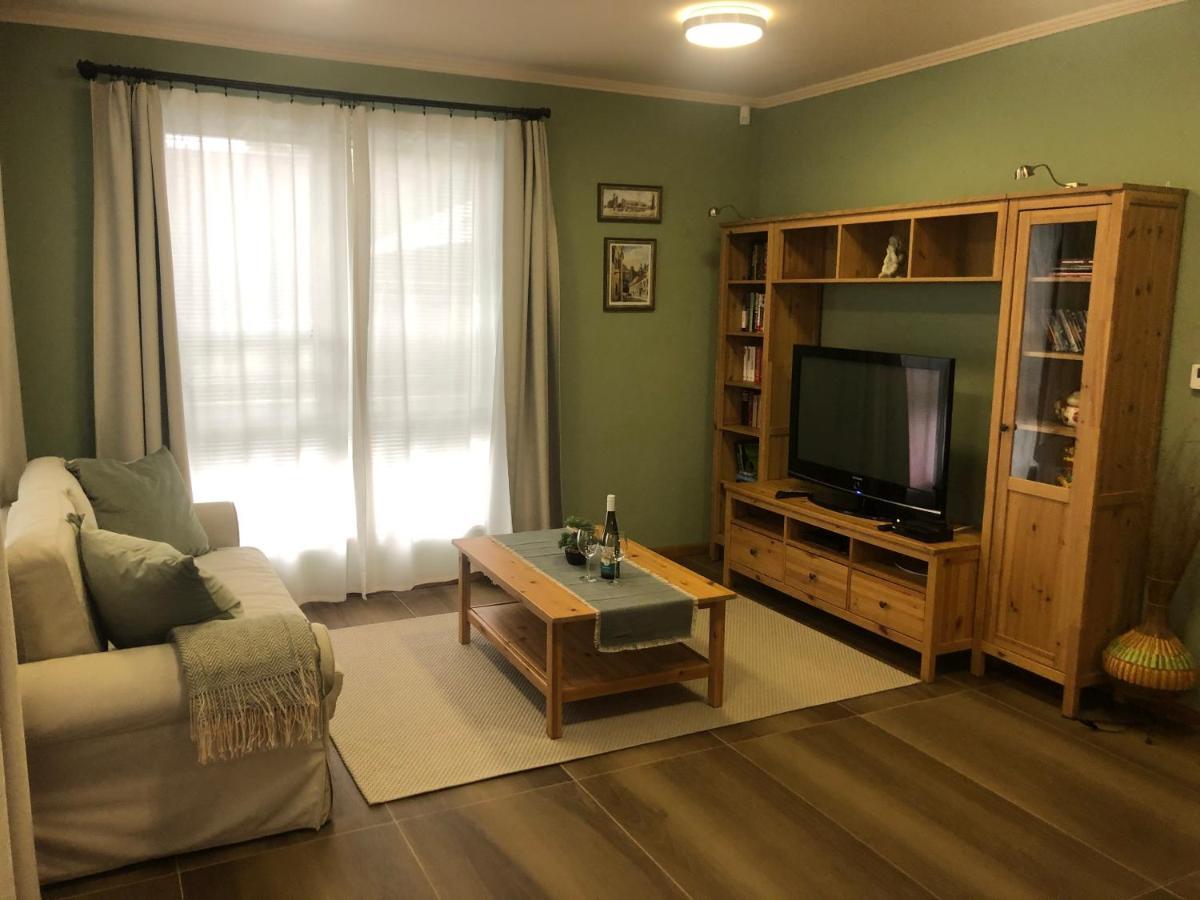 Galeria Apartmanhaz Кестхей Екстер'єр фото